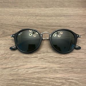 ray ban black sunglasses